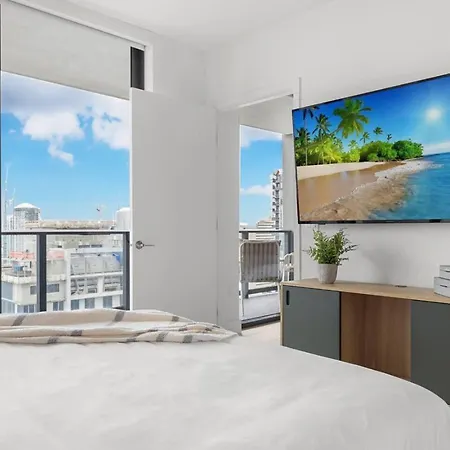 3808 Apt Next To Kaseya Center With Pool A Spa And Gym